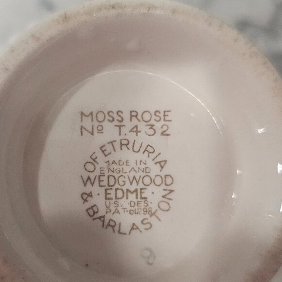 Vintage Wedgwood Moss Rose T432 Edme - Cream & Sugar Bowl and Gravy Boat - Picture 14 of 15